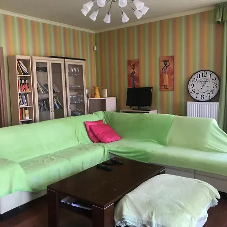 Nyaralo Vila Balatonszarszo